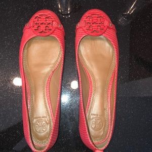 Tory flats, worn 2 times, ordered the wrong size